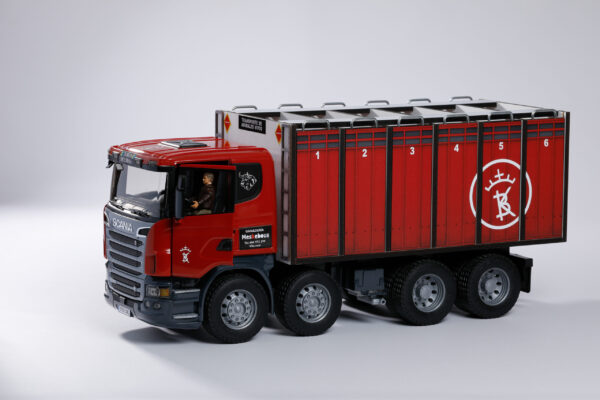 CAMIONES | Meskebous NUEVO Camión de toros puertas rojas