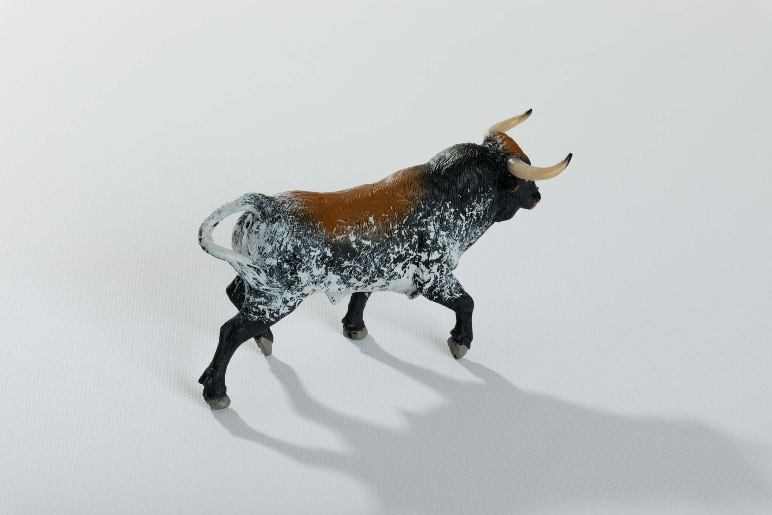 Toro Bravo Sardo - Miniaturas y Juguetes taurinos hechos a mano